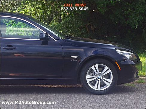 Used 2009 BMW 528i xDrive Sedan image 23