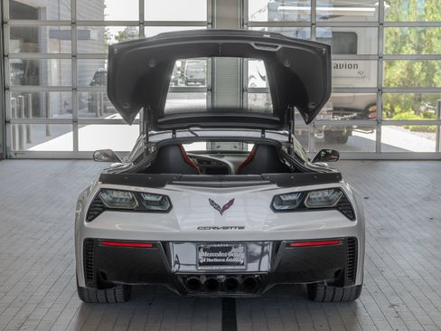 Used 2017 Chevrolet Corvette Z06 w/ Battery Protection Package RWD image 16