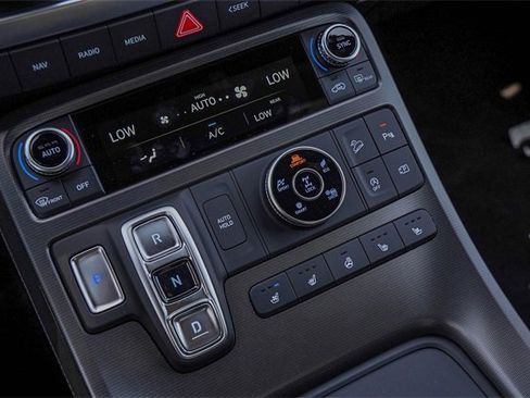 New 2025 Hyundai Palisade Calligraphy image 16