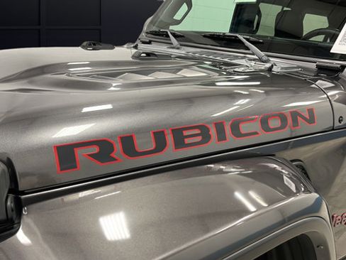 Used 2021 Jeep Wrangler Unlimited Rubicon AWD/4WD image 35