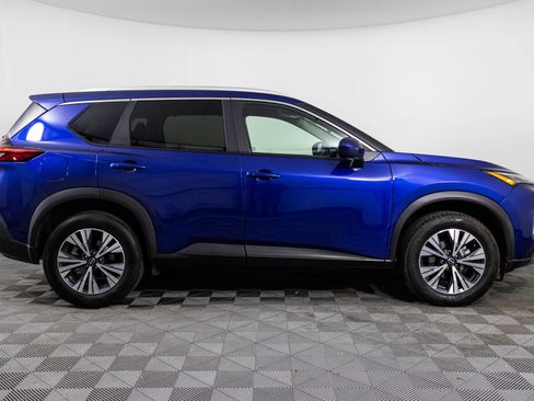 Used 2023 Nissan Rogue SV w/ SV Premium B Package image 17