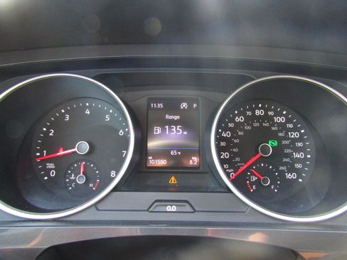 Used 2020 Volkswagen Tiguan S image 14