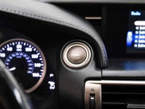 Used 2016 Lexus IS 200t RWD image 19