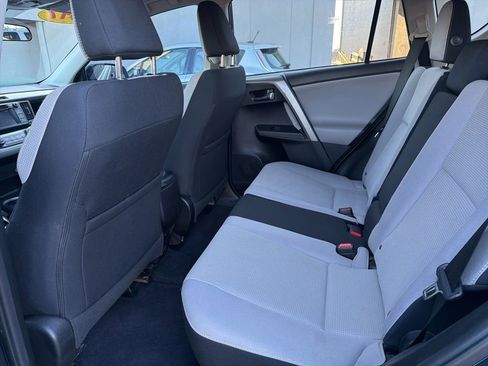 Used 2017 Toyota RAV4 XLE image 11