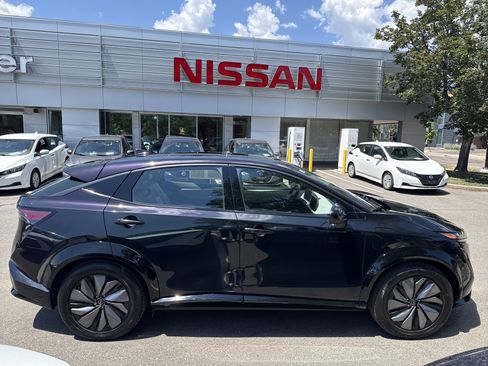 Certified 2024 Nissan Ariya AWD image 10