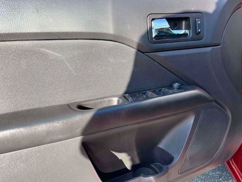 Used 2012 Ford Fusion SE FWD image 21