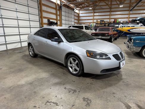 Used 2009 Pontiac G6 GT FWD image 5