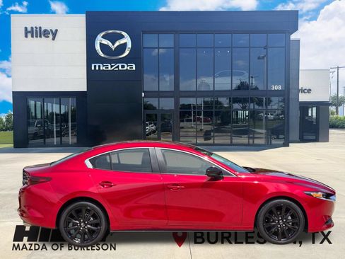 Used 2025 MAZDA MAZDA3 s FWD image 3