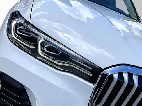 Used 2021 BMW X7 xDrive40i w/ Executive Package 2 AWD/4WD image 28