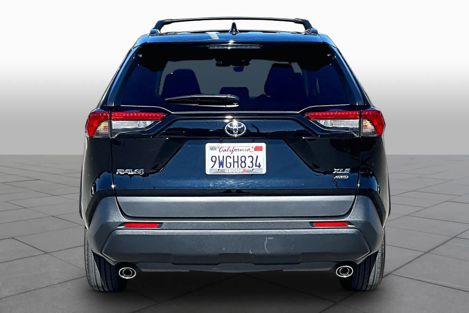 Certified 2025 Toyota RAV4 XLE w/ Convenience Package AWD/4WD image 4