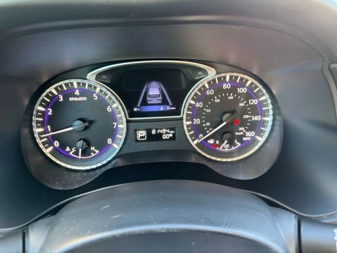 Used 2017 INFINITI QX60 Luxe w/ Deluxe Technology Package image 26