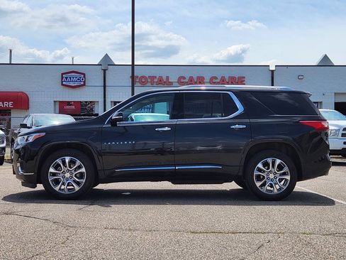 Used 2018 Chevrolet Traverse Premier AWD/4WD image 7
