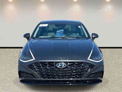Used 2022 Hyundai Sonata Limited w/ Cargo Package image 2