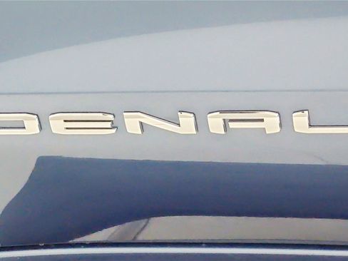 New 2026 GMC Sierra 1500 Denali w/ Denali Reserve Package AWD/4WD image 10