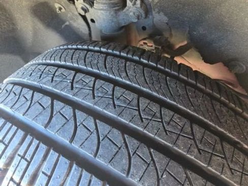 Used 2023 Ford Explorer Platinum w/ Technology Package image 11