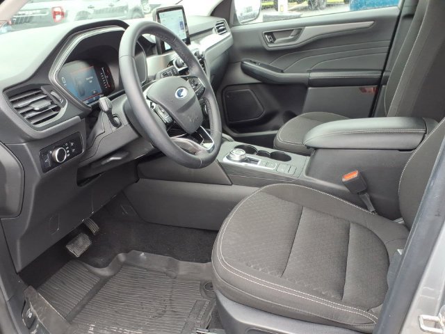 Used 2024 Ford Escape Active AWD/4WD image 14