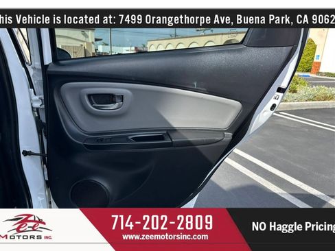 Used 2015 Toyota Yaris LE image 41