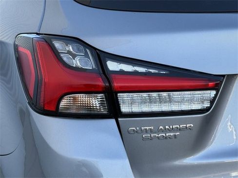 Used 2023 Mitsubishi Outlander Sport ES image 6
