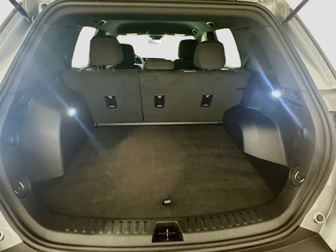 Used 2025 Chevrolet Equinox LT AWD/4WD image 30