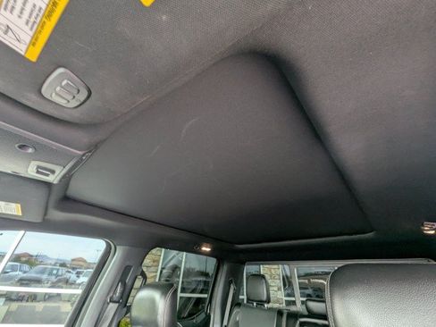 Used 2017 Ford F150 Lariat w/ Equipment Group 502A Luxury AWD/4WD image 24
