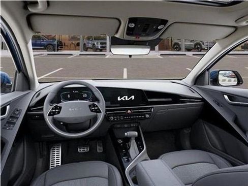 New 2025 Kia Niro EX Touring image 95