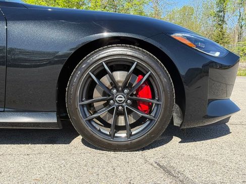 Used 2025 Nissan Z Performance w/ Floor Mat Package RWD image 9