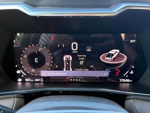 Used 2023 GMC Canyon Denali image 11