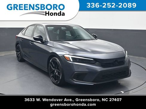 Used 2022 Honda Civic Sport image 1