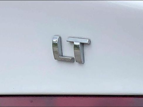 Used 2024 Chevrolet Malibu LT FWD image 30