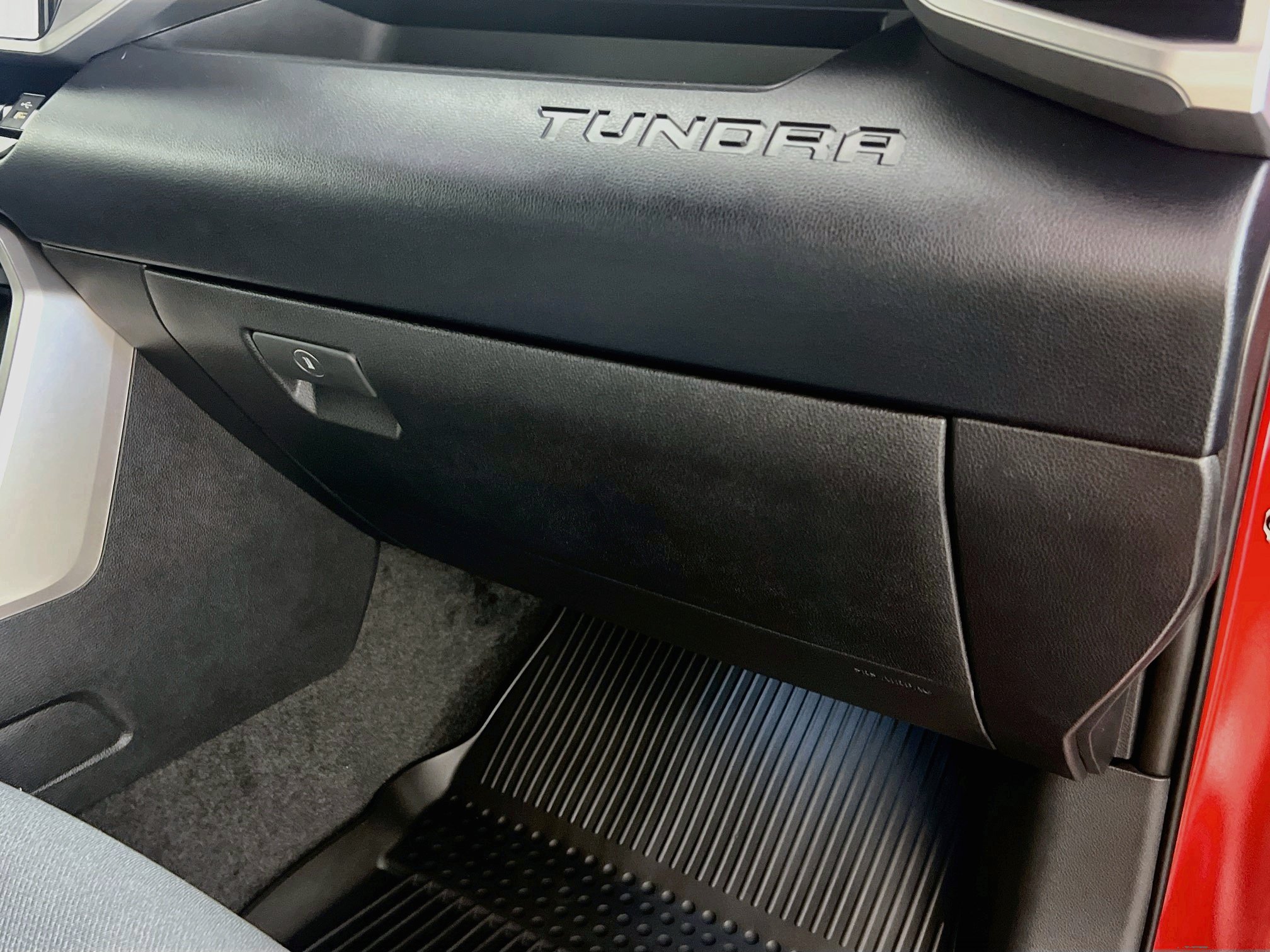 Used 2026 Toyota Tundra SR5 w/ SR5 Convenience Package RWD image 33