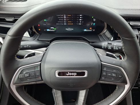 Used 2024 Jeep Grand Cherokee Limited 4xe image 20