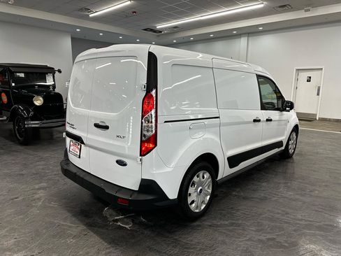 Used 2019 Ford Transit Connect XLT image 5