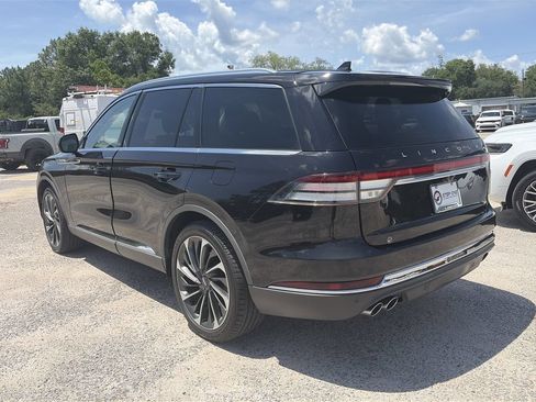 Used 2023 Lincoln Aviator Reserve w/ Equipment Group 201A RWD image 4