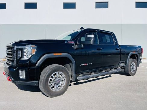 Used 2022 GMC Sierra 2500 AT4 w/ Gooseneck/5TH Wheel Package image 1