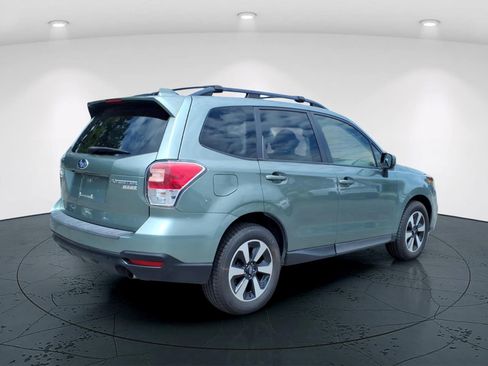 Used 2017 Subaru Forester 2.5i Premium w/ All-Weather Package AWD/4WD image 3