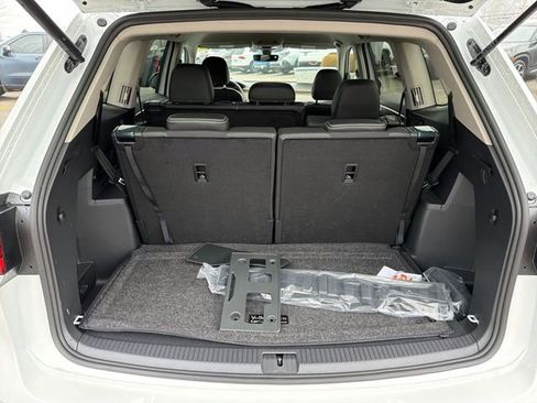 New 2026 Volkswagen Atlas SE image 24