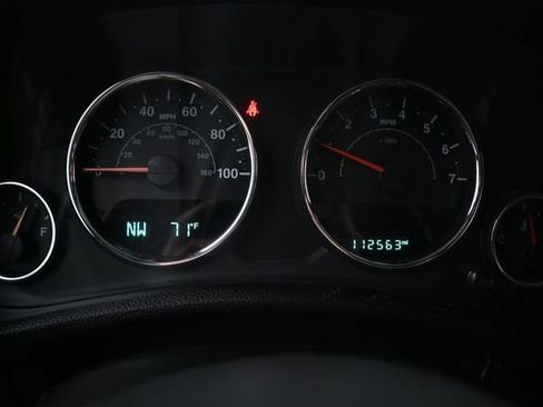 Used 2016 Jeep Wrangler Unlimited Sahara AWD/4WD image 9