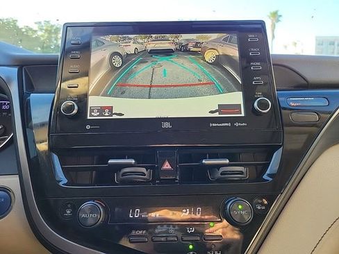 Used 2022 Toyota Camry XLE w/ Navigation Upgrade Package image 21