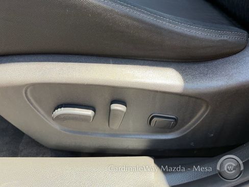 Used 2020 Nissan Rogue SV FWD image 21