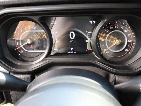 Certified 2024 Jeep Wrangler Unlimited Sport AWD/4WD image 18