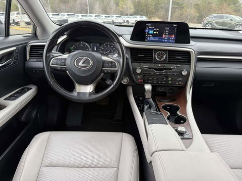 Used 2021 Lexus RX 350L Premium w/ Premium Package image 8