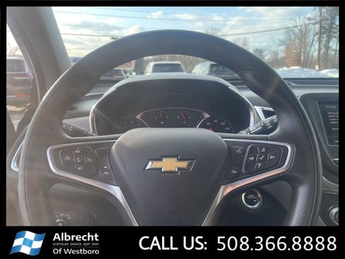 Used 2022 Chevrolet Equinox LS w/ LS Convenience Package image 25