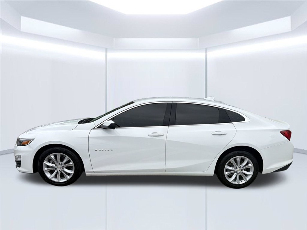 Used 2023 Chevrolet Malibu LT FWD image 3