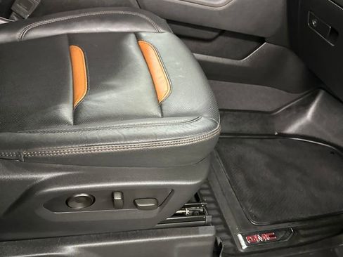 Used 2024 GMC Sierra 1500 AT4 w/ Technology Package image 49