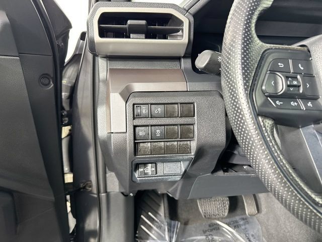 Used 2024 Toyota Tacoma SR5 AWD/4WD image 14