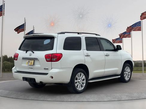 Used 2014 Toyota Sequoia Platinum image 5