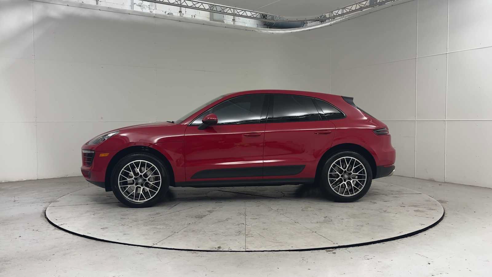 Used 2018 Porsche Macan S AWD/4WD image 3