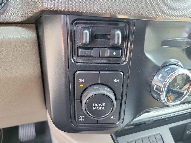 New 2026 Ford F350 Platinum w/ Platinum Plus Package AWD/4WD image 28