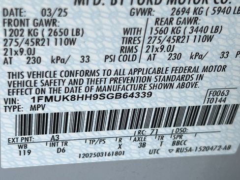 Used 2025 Ford Explorer Platinum w/ LUX Leather Package AWD/4WD image 13
