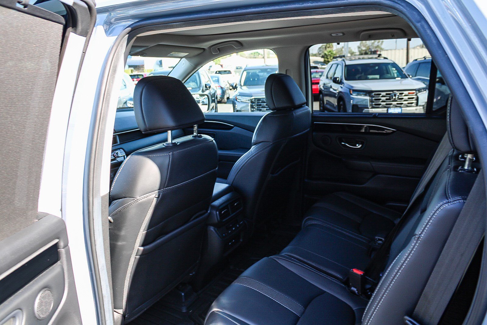 Used 2025 Honda Pilot Touring image 20